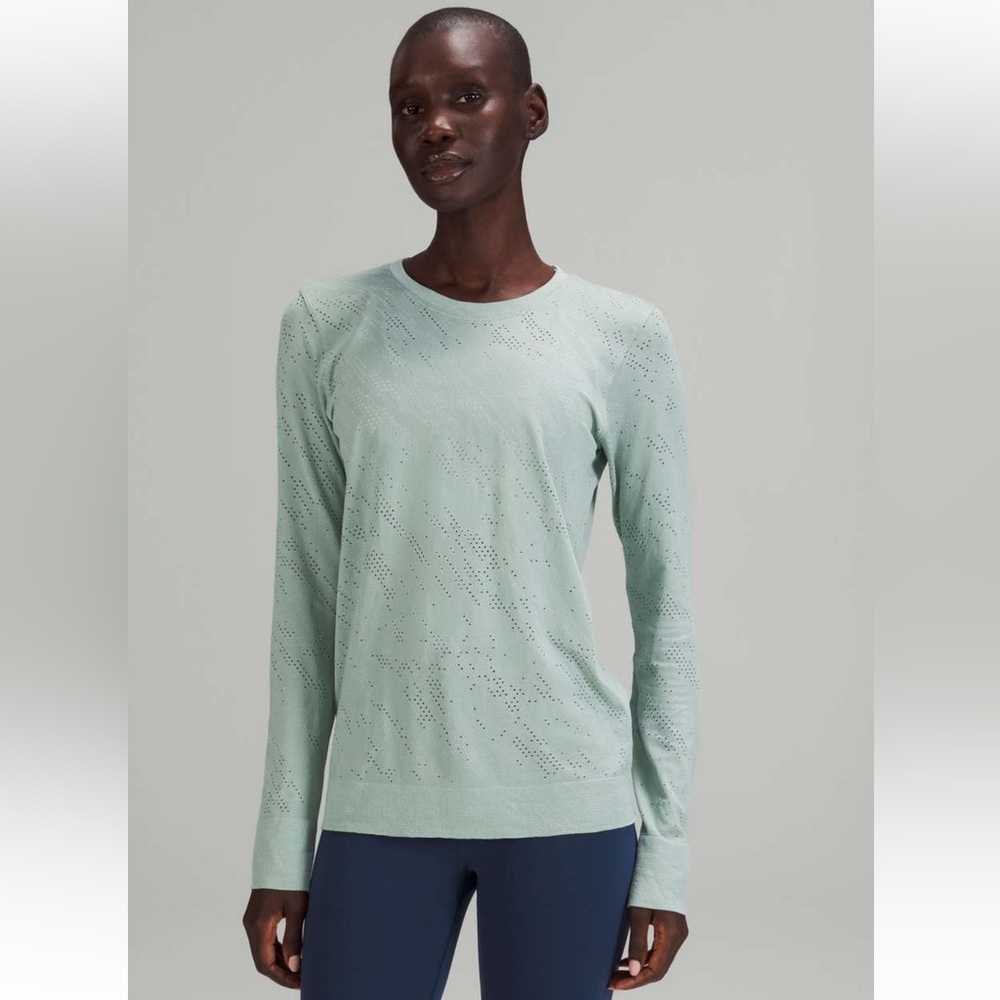 Lululemon Swiftly Relaxed Long Sleeve Painted Camo Silver Blue/Sheer 10
